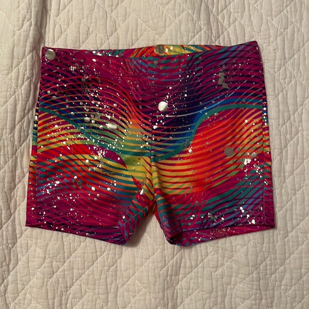 Brand new shorts- Small 6/6X